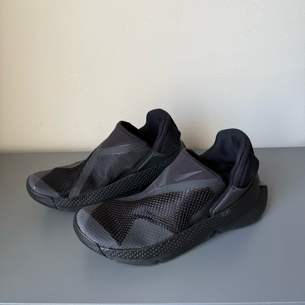 Nike Go FlyEase Black White Hands Free Sneakers Women's Size 7